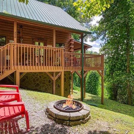 Magical Moments, Hot Tub, Wifi, 1089 Free Tickets Each Paid Day, Dollywood And More Гатлінбург Екстер'єр фото
