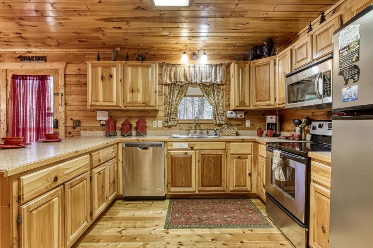 Magical Moments, Hot Tub, Wifi, 1089 Free Tickets Each Paid Day, Dollywood And More Гатлінбург Екстер'єр фото