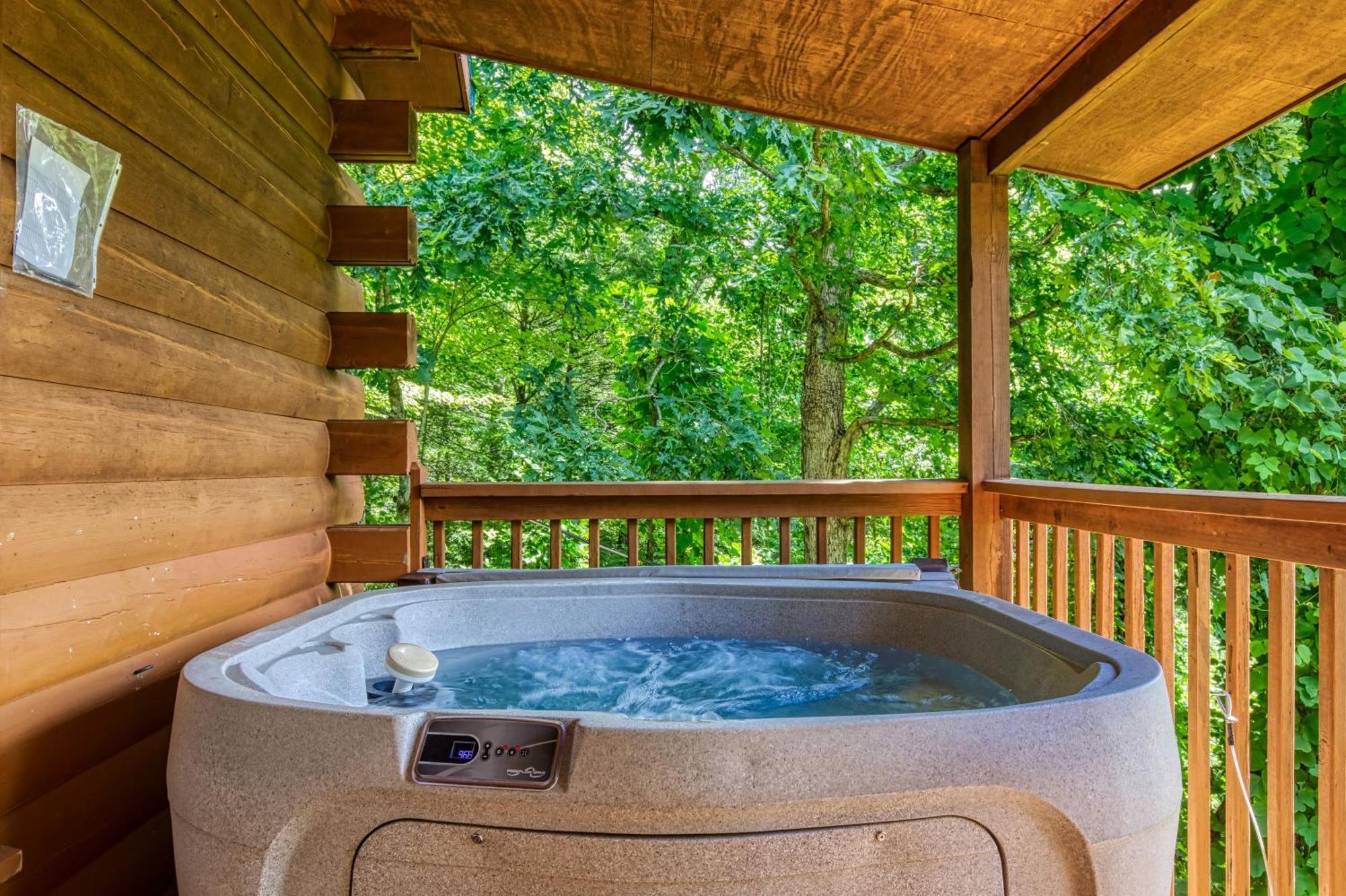 Magical Moments, Hot Tub, Wifi, 1089 Free Tickets Each Paid Day, Dollywood And More Гатлінбург Екстер'єр фото