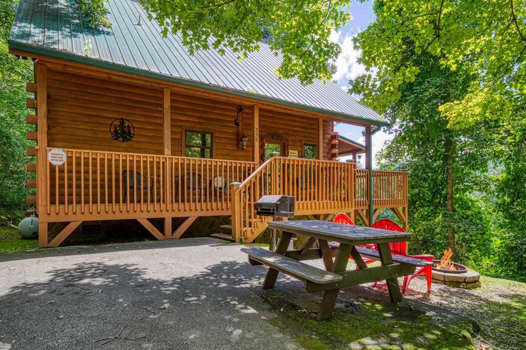 Magical Moments, Hot Tub, Wifi, 1089 Free Tickets Each Paid Day, Dollywood And More Гатлінбург Екстер'єр фото