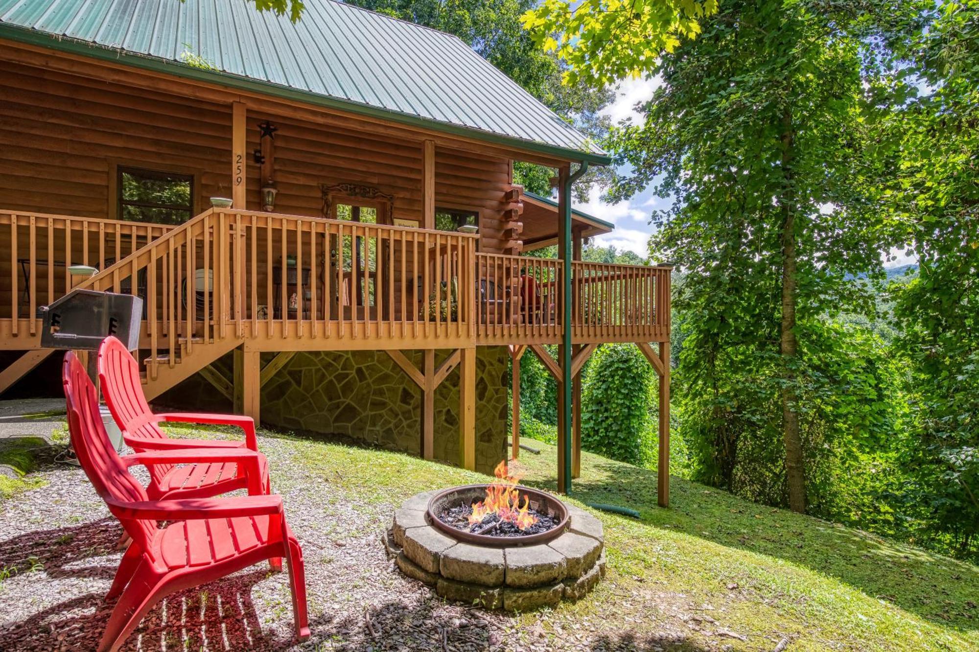 Magical Moments, Hot Tub, Wifi, 1089 Free Tickets Each Paid Day, Dollywood And More Гатлінбург Екстер'єр фото
